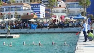 حماية الناشئين في حمامات السباحة: حملات الأندية لتقليل الحوادث وتعزيز السلامة